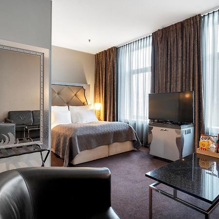 Clarion Hotel Ernst Кристиансан Екстериор снимка