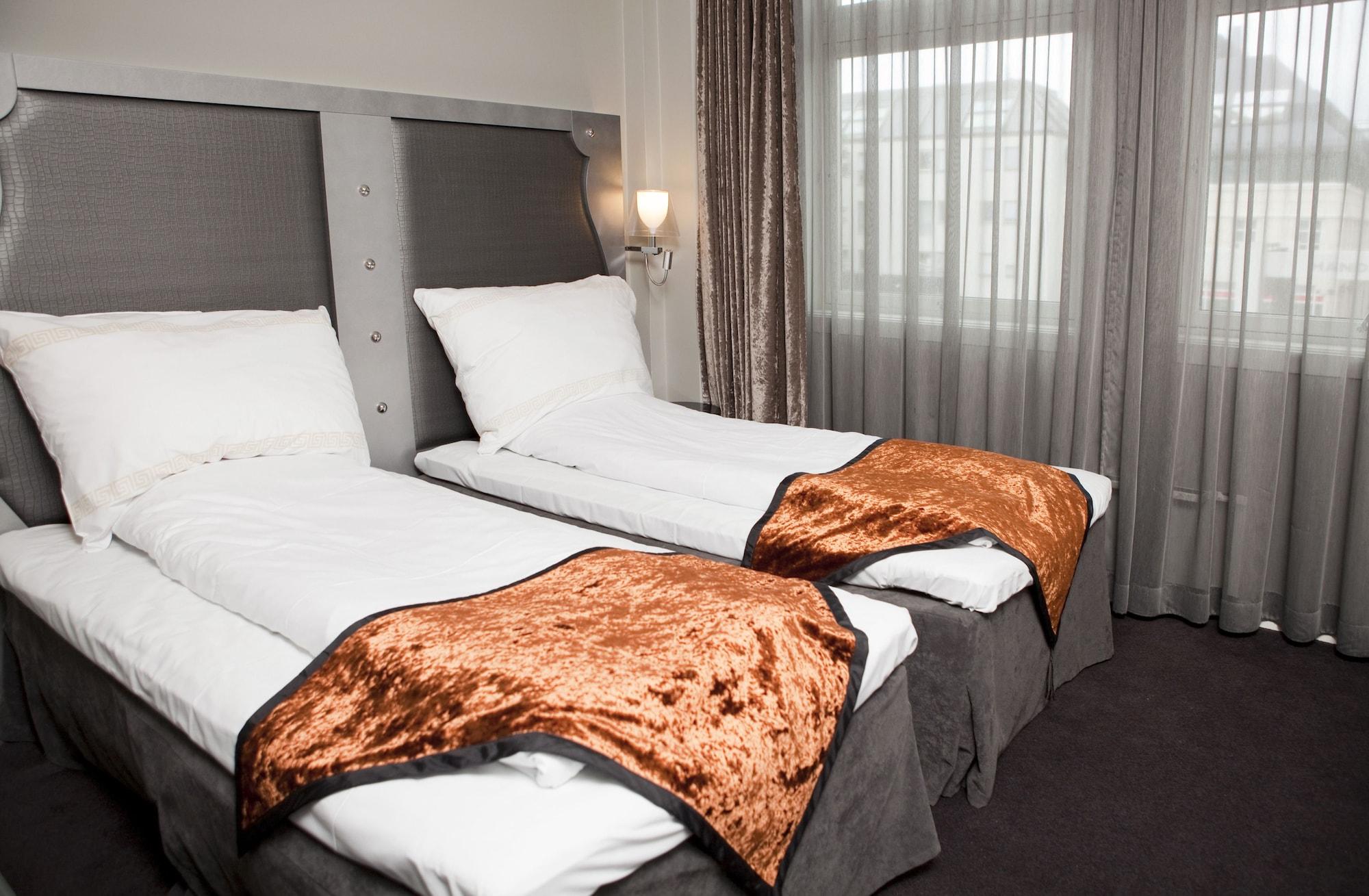 Clarion Hotel Ernst Кристиансан Екстериор снимка