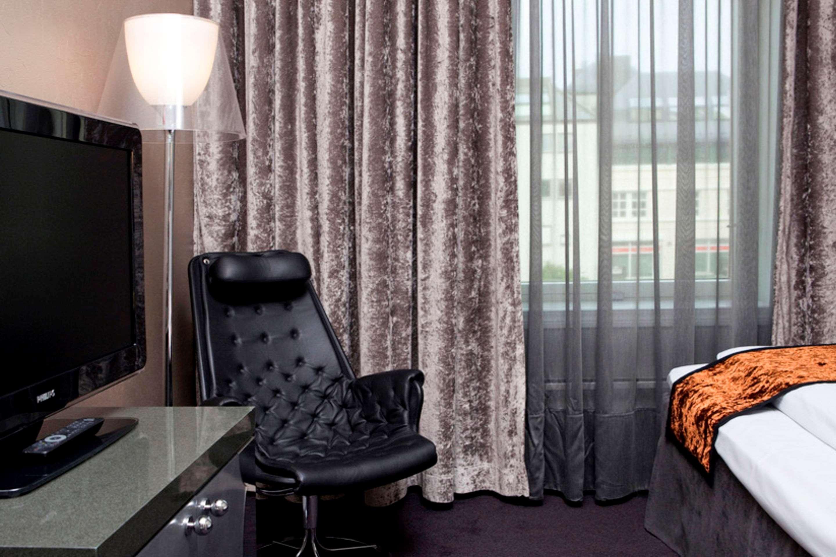 Clarion Hotel Ernst Кристиансан Екстериор снимка