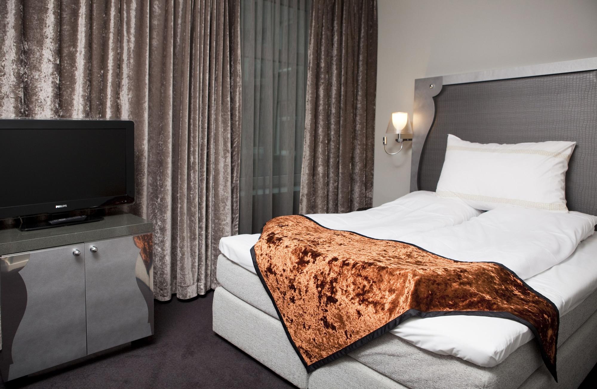 Clarion Hotel Ernst Кристиансан Екстериор снимка