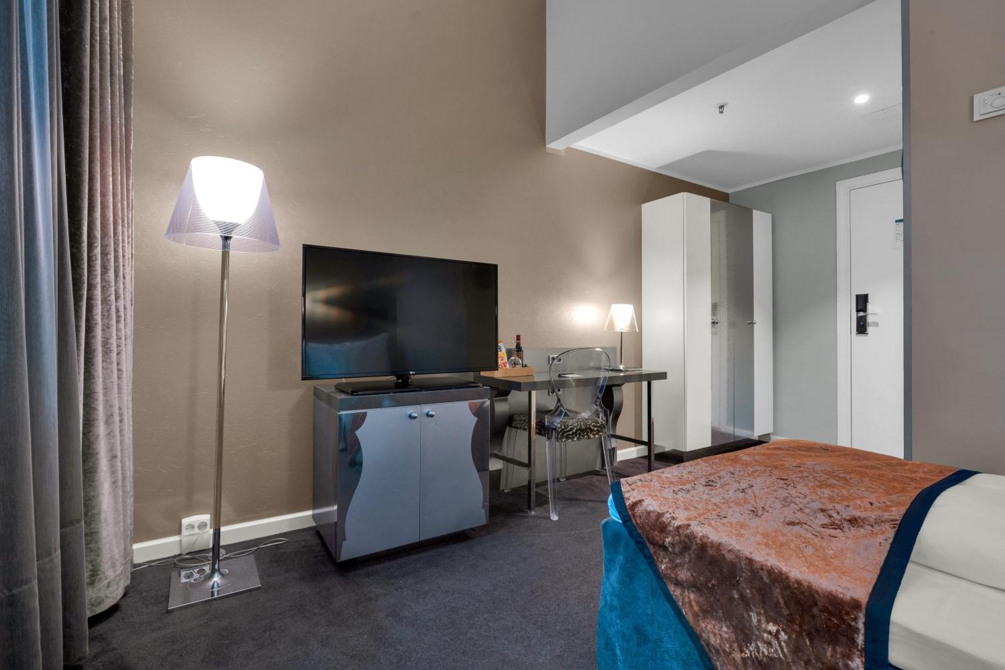 Clarion Hotel Ernst Кристиансан Екстериор снимка