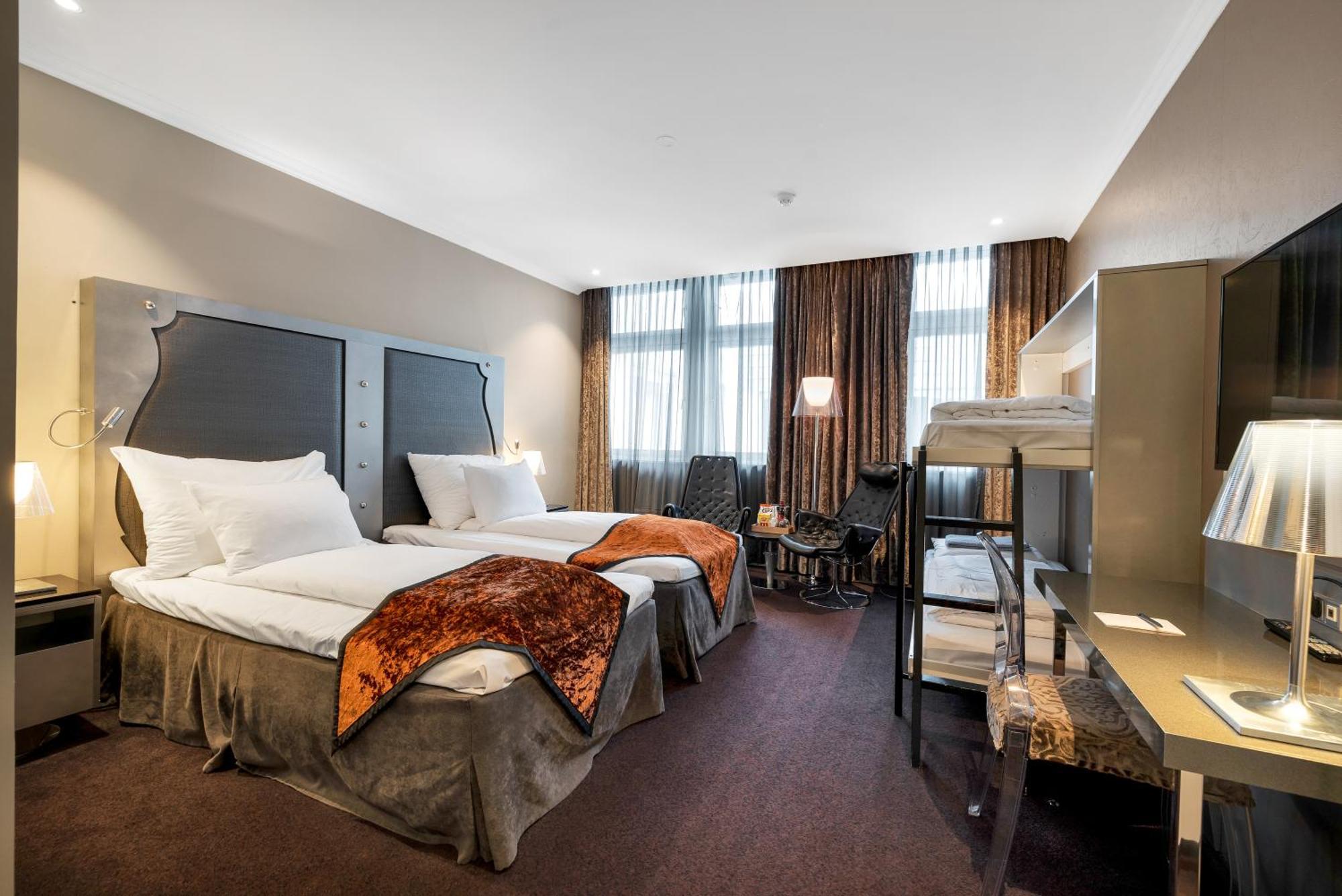 Clarion Hotel Ernst Кристиансан Екстериор снимка
