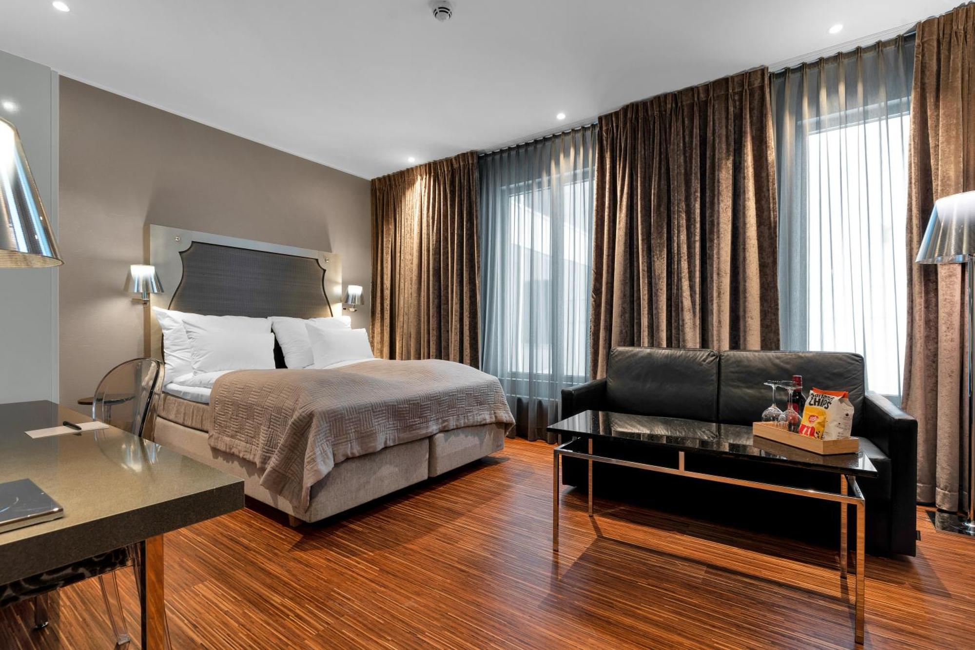 Clarion Hotel Ernst Кристиансан Екстериор снимка